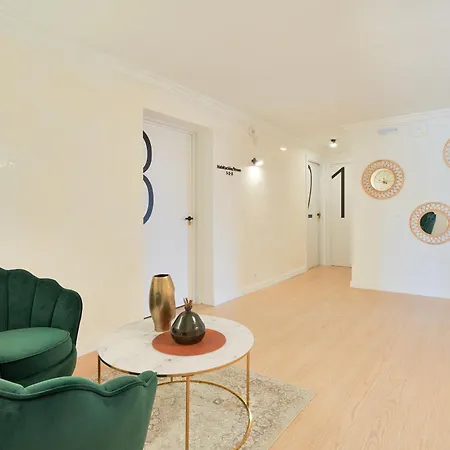 Rg Duque De Aveiro Guest house