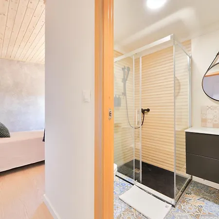 Guest house Rg Duque De Aveiro 3*
