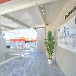 Rg Duque De Aveiro בית הארחה
