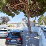 Rg Duque De Aveiro בית הארחה מאלגה